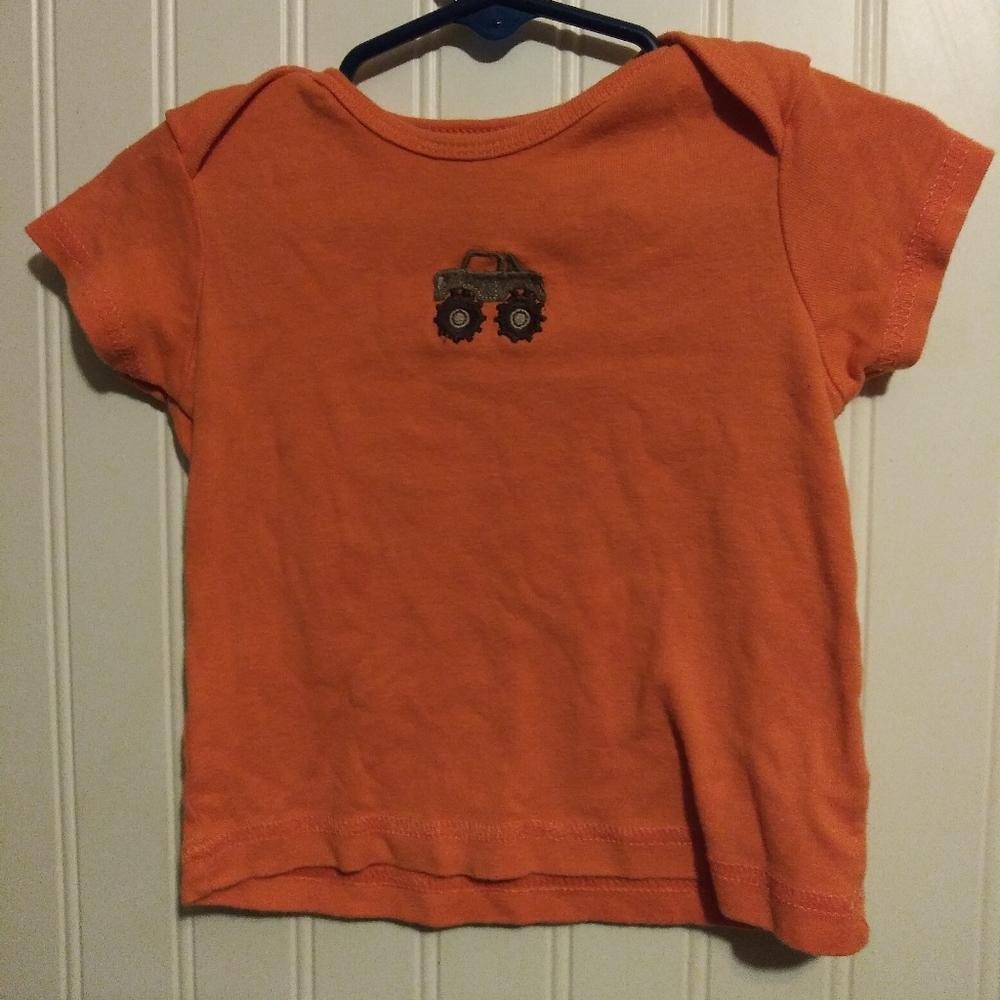 Orange short sleeve tee shirt